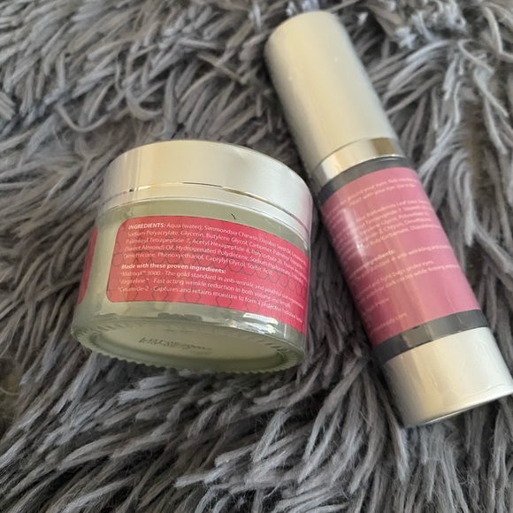 Youth Renew -Age Defying Moisturizer &  Eye Serum - Picture 3 of 3